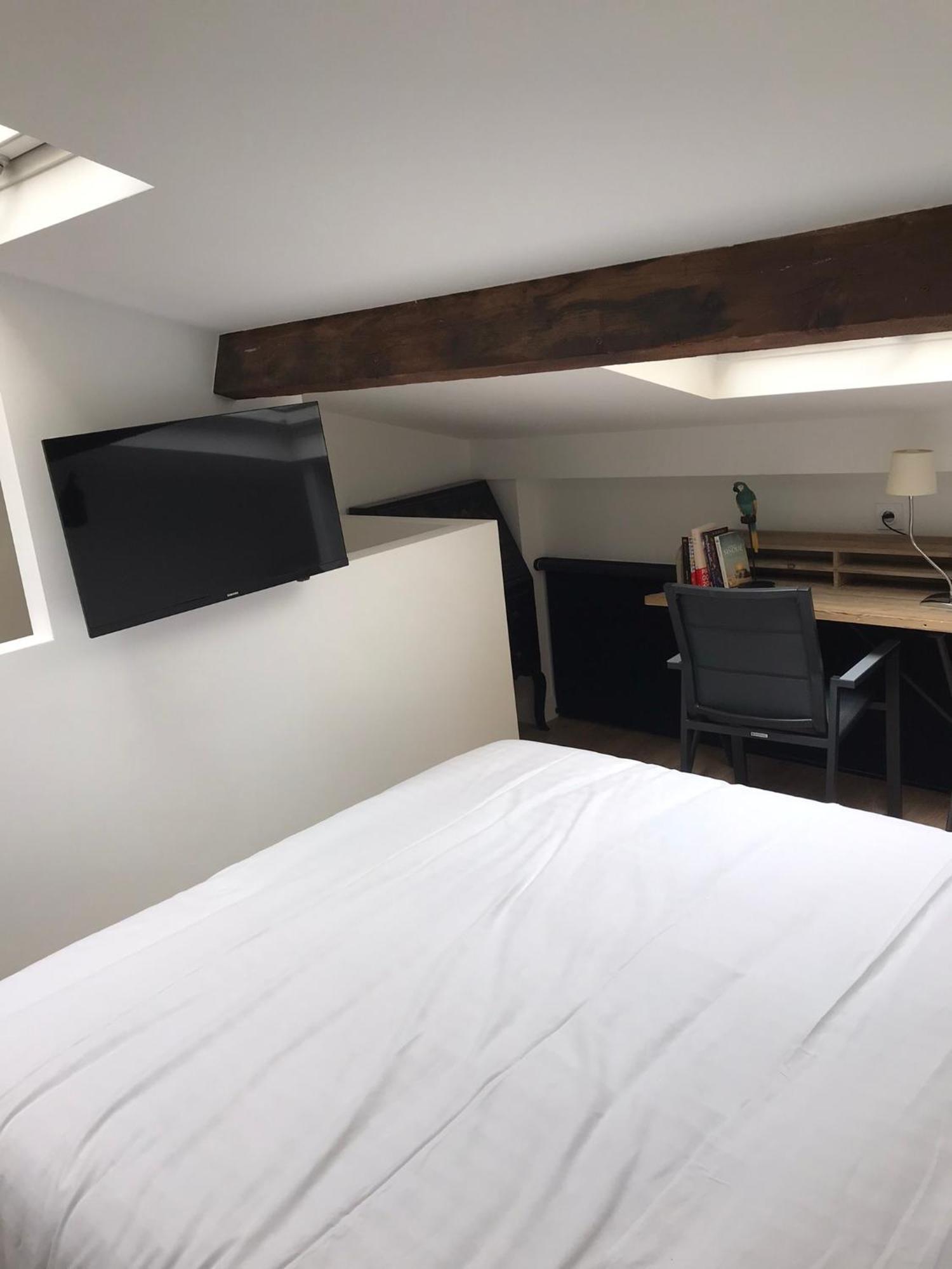 Apartment Merveilleuse Petite Maison En Plein Coeur De Nice, A Proximite De La Et Des Plages